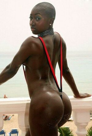 naked african girl