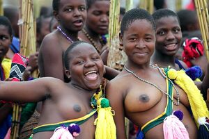 black girls dancing nude