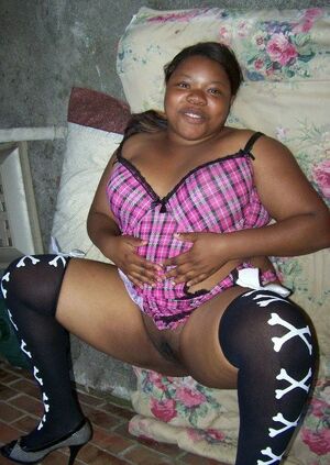nude big booty black women